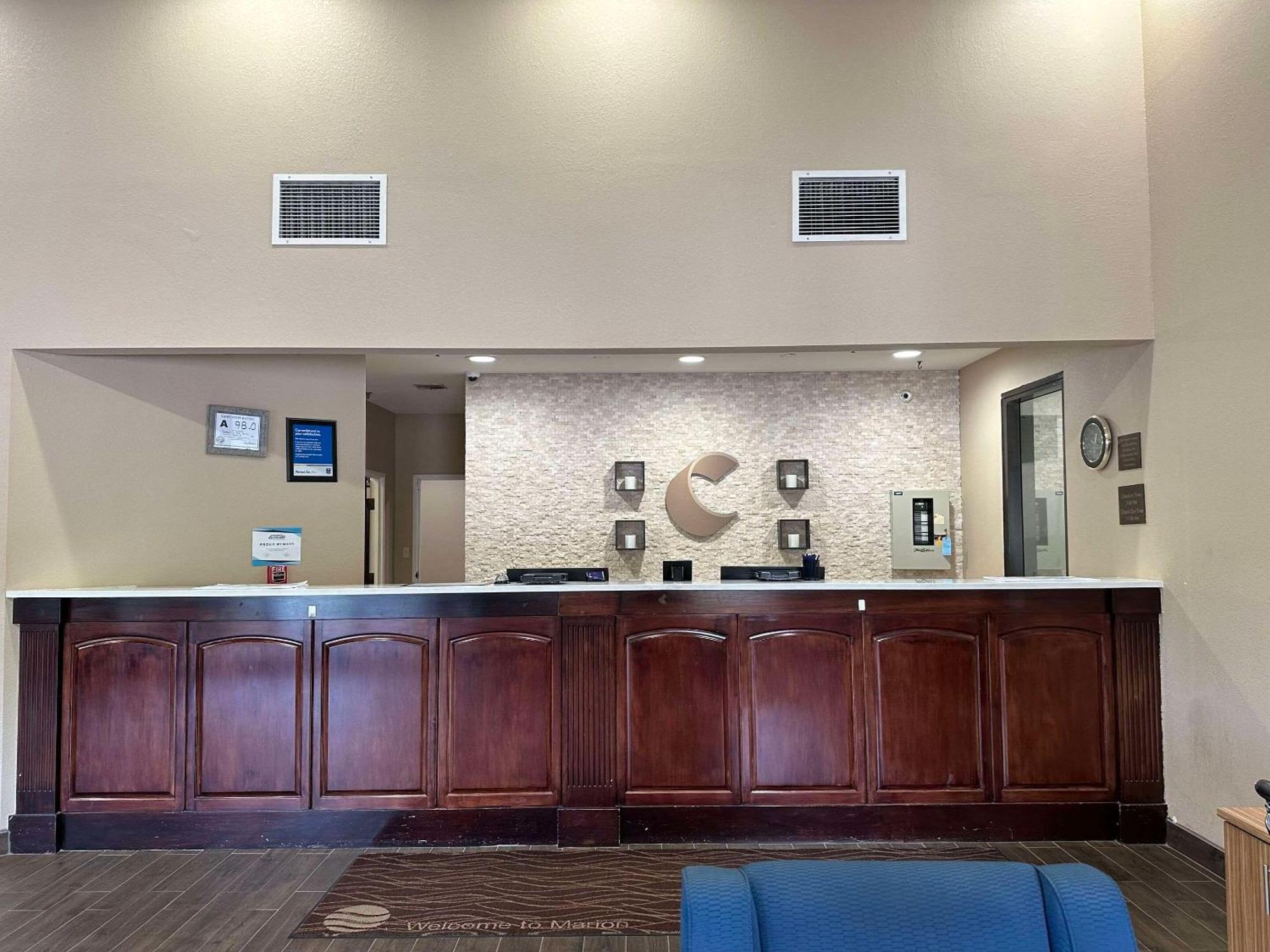 Comfort Inn Near Downtown & Blue Ridge Pkwy Marion Exteriör bild