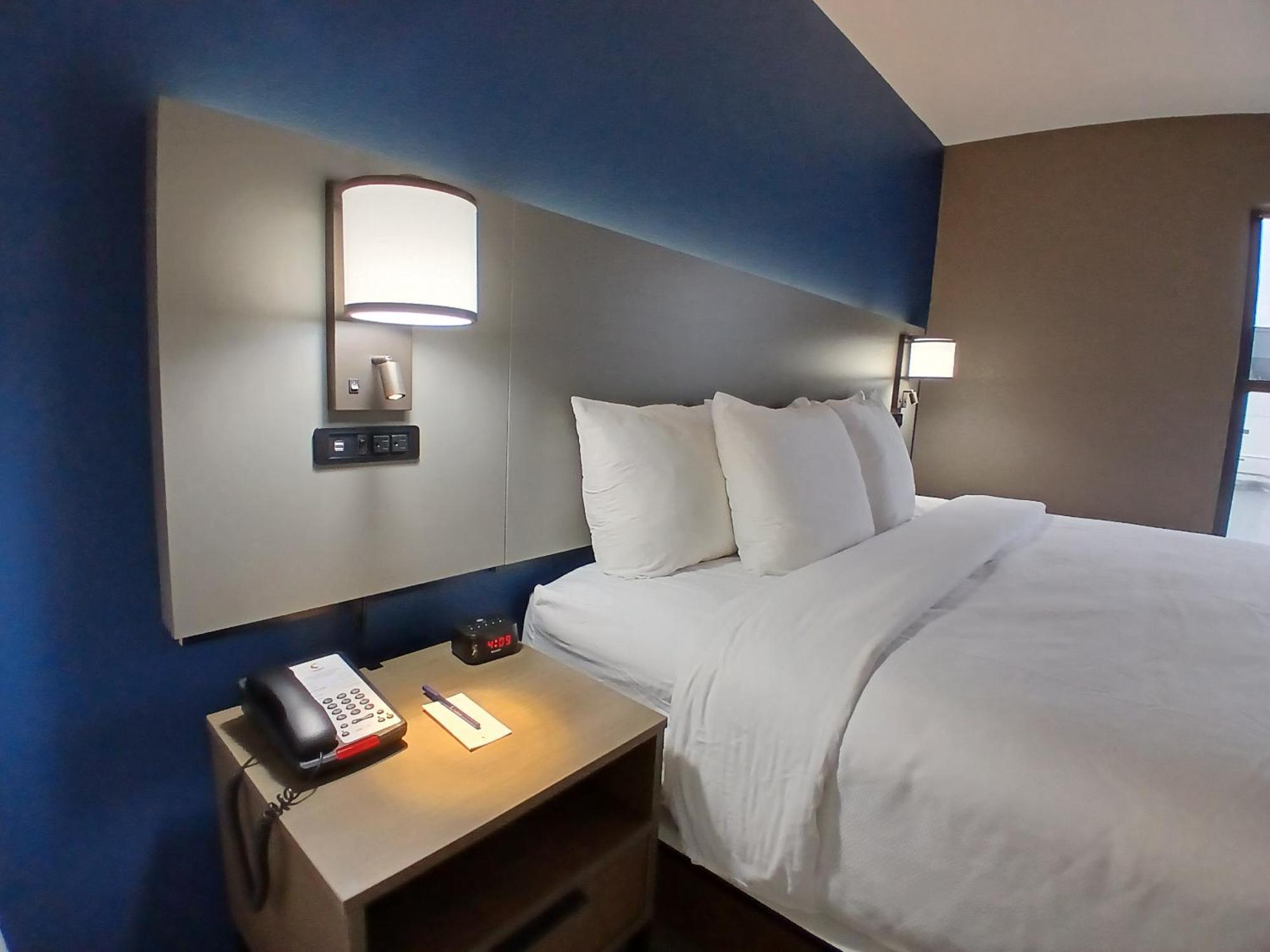 Comfort Inn Near Downtown & Blue Ridge Pkwy Marion Exteriör bild
