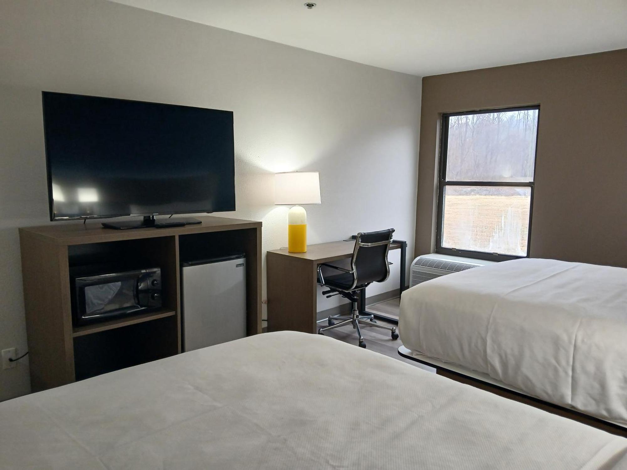 Comfort Inn Near Downtown & Blue Ridge Pkwy Marion Exteriör bild