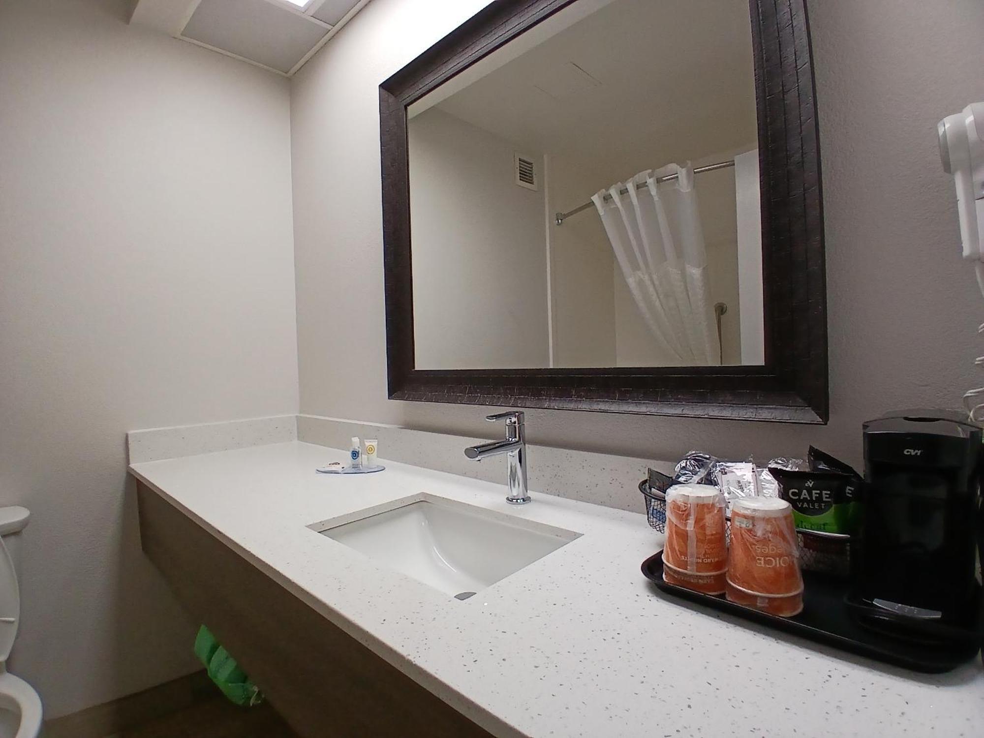 Comfort Inn Near Downtown & Blue Ridge Pkwy Marion Exteriör bild
