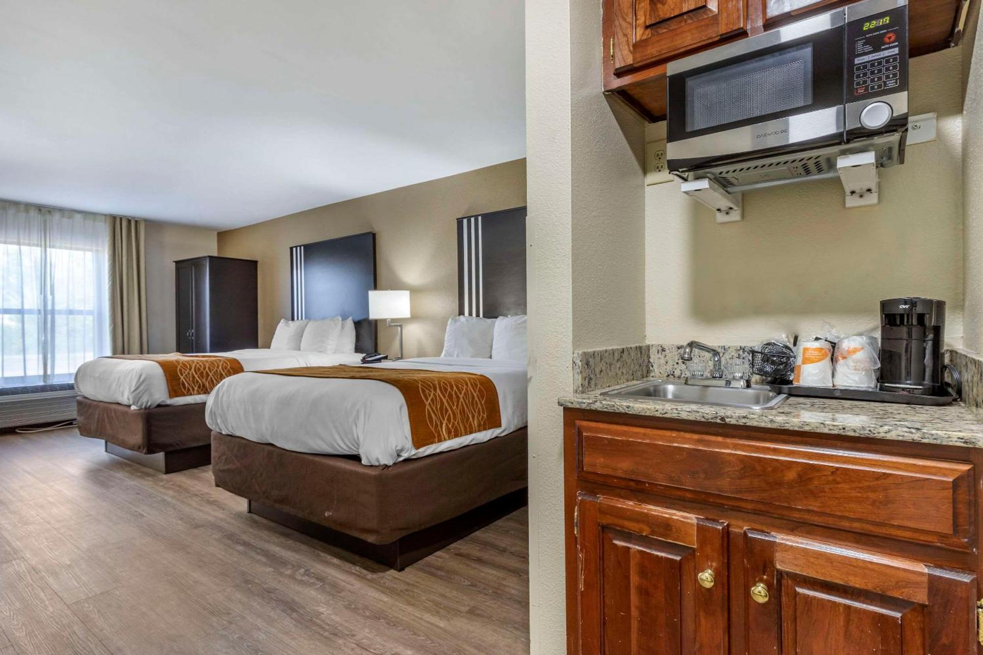 Comfort Inn Near Downtown & Blue Ridge Pkwy Marion Exteriör bild