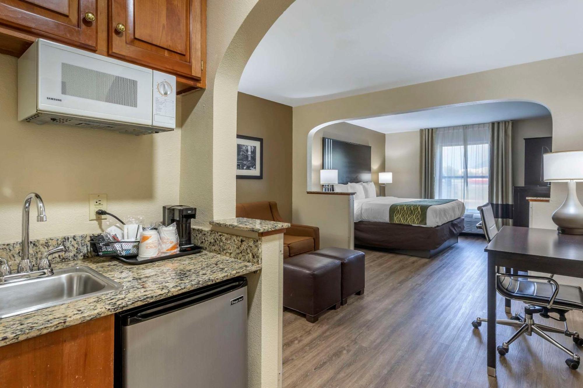 Comfort Inn Near Downtown & Blue Ridge Pkwy Marion Exteriör bild