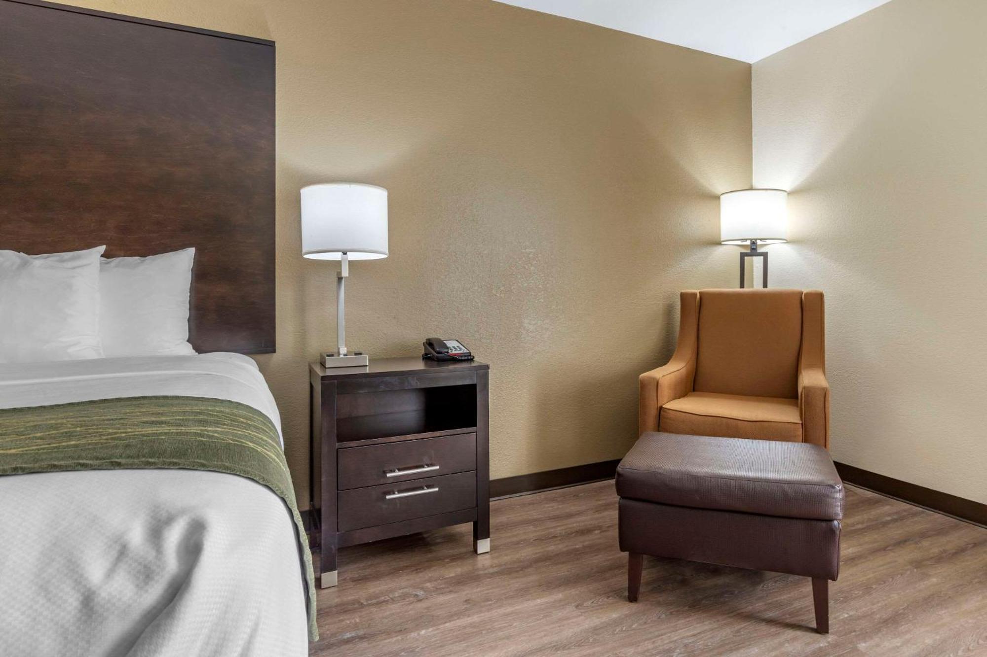 Comfort Inn Near Downtown & Blue Ridge Pkwy Marion Exteriör bild