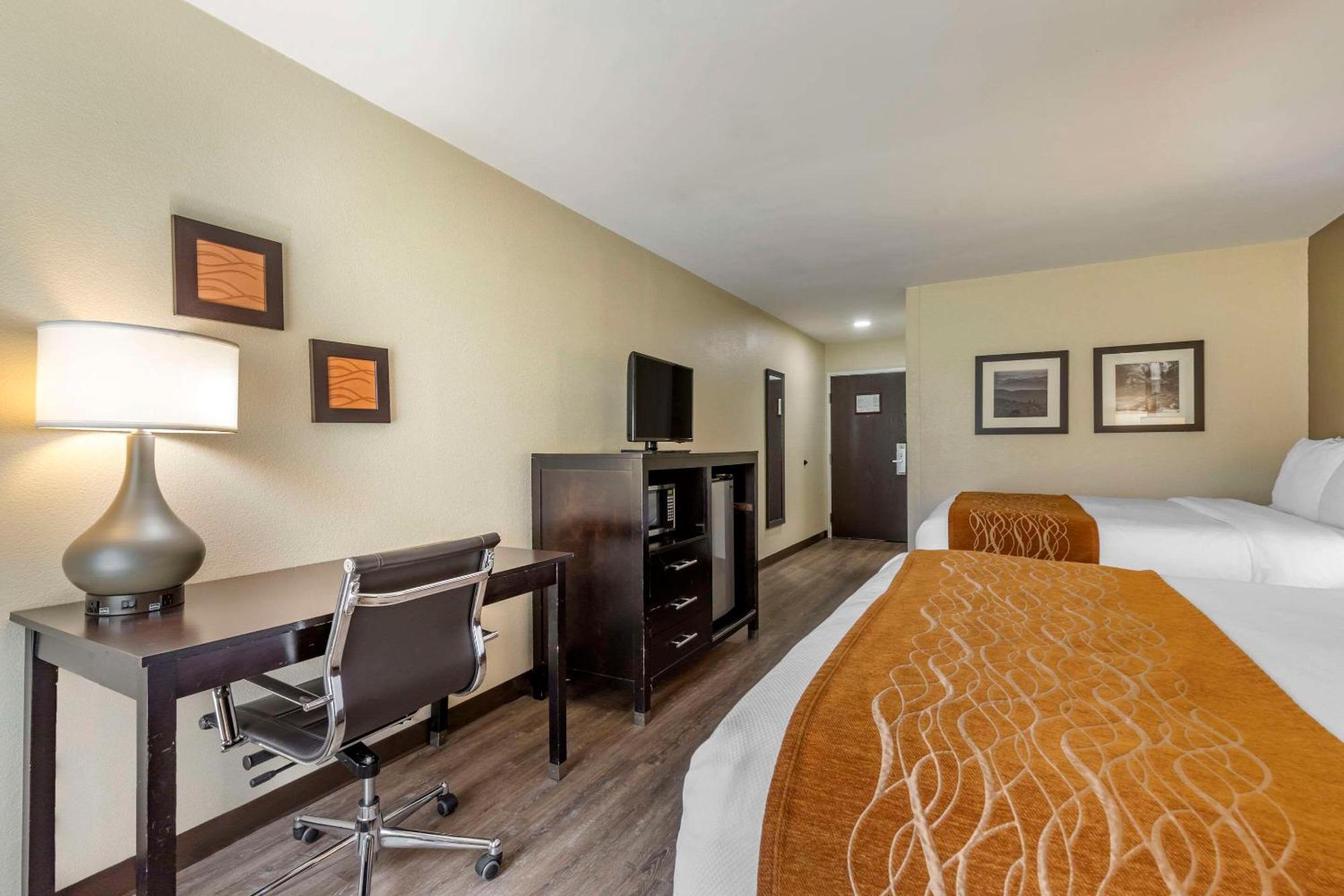 Comfort Inn Near Downtown & Blue Ridge Pkwy Marion Exteriör bild