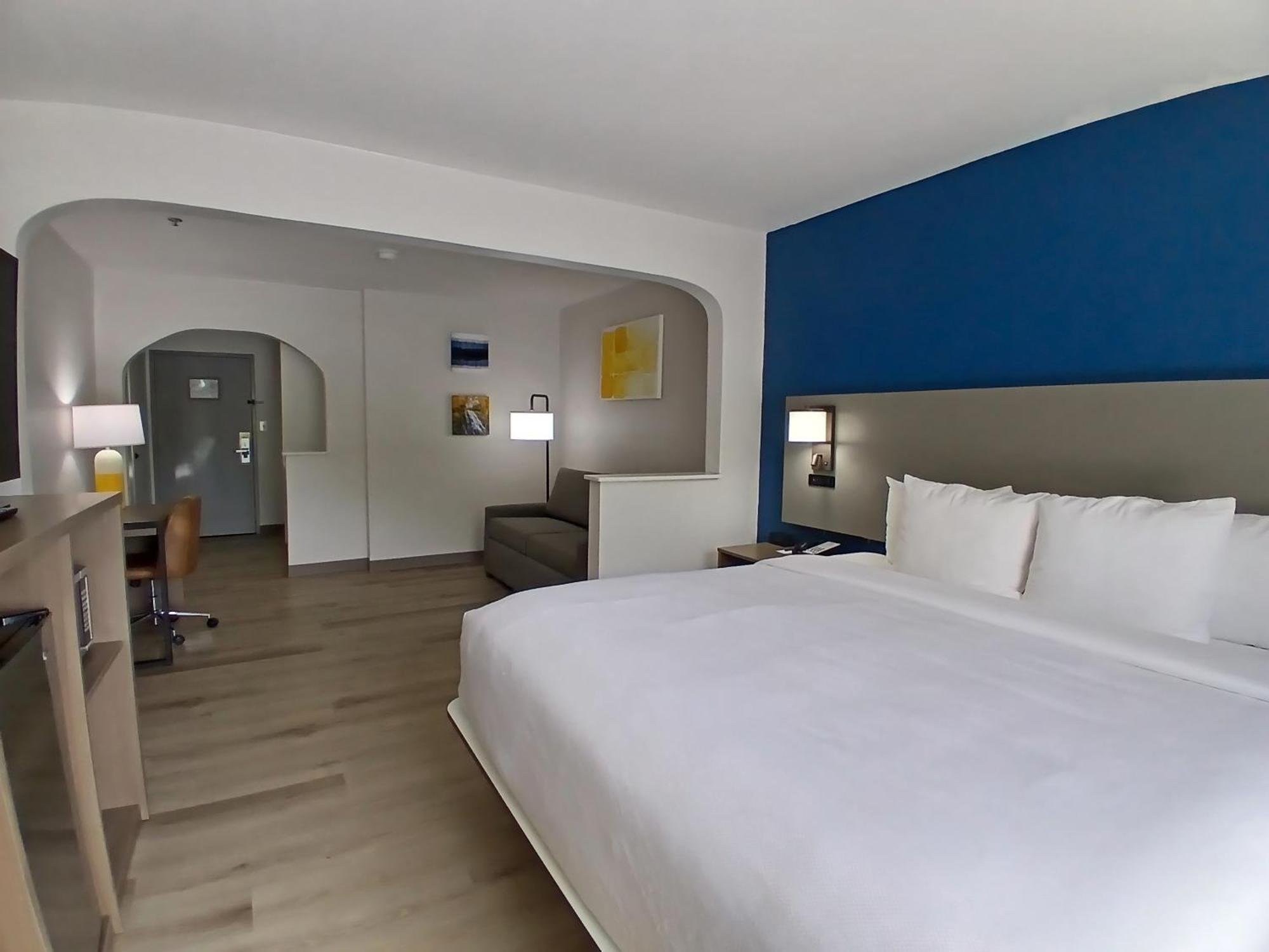 Comfort Inn Near Downtown & Blue Ridge Pkwy Marion Exteriör bild